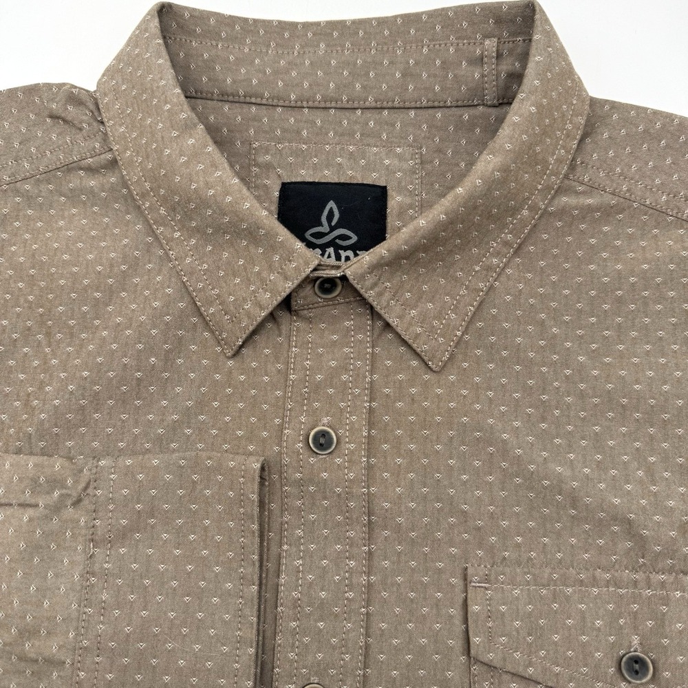 prAna Button Up Shirt Mens Large‎ Brown Geometric Triangle Print Roll Tab Sleeve